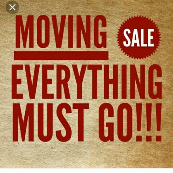 Everything must go - Picture 1 of 1